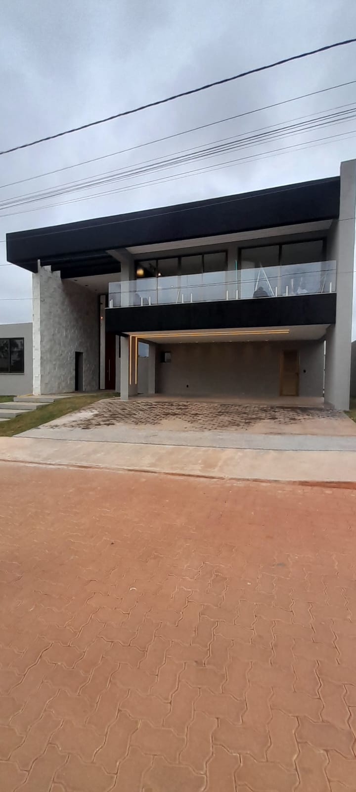 WhatsApp Image 2025-11-15 at 16.39.41 (1)